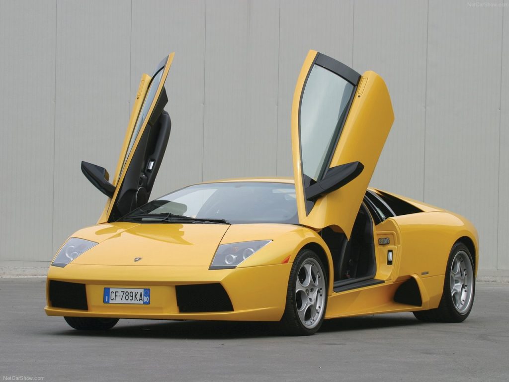 Sárga Lamborghini Murciélago