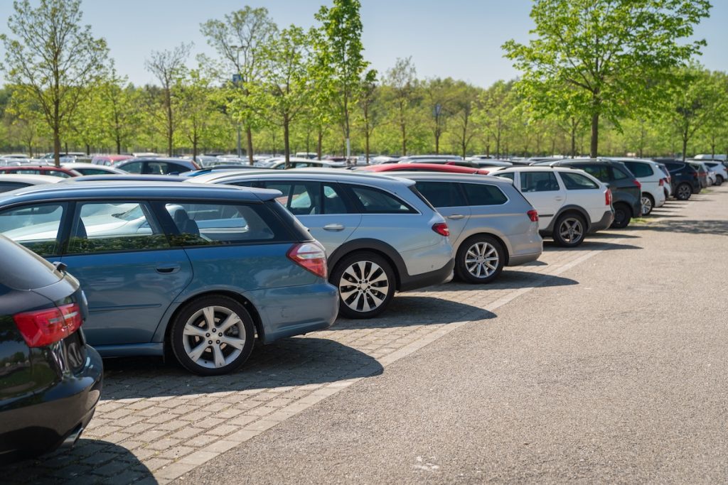 Különböző hajtásláncú autók.